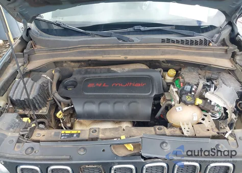 2017 Jeep Renegade Latitude Fwd from USA, damaged, VIN ZACCJABB7HPF68976